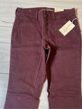 Universal Thread Jeans Women's 00/24R Red Mid-Rise Skinny Stretch 28.5" Inseam